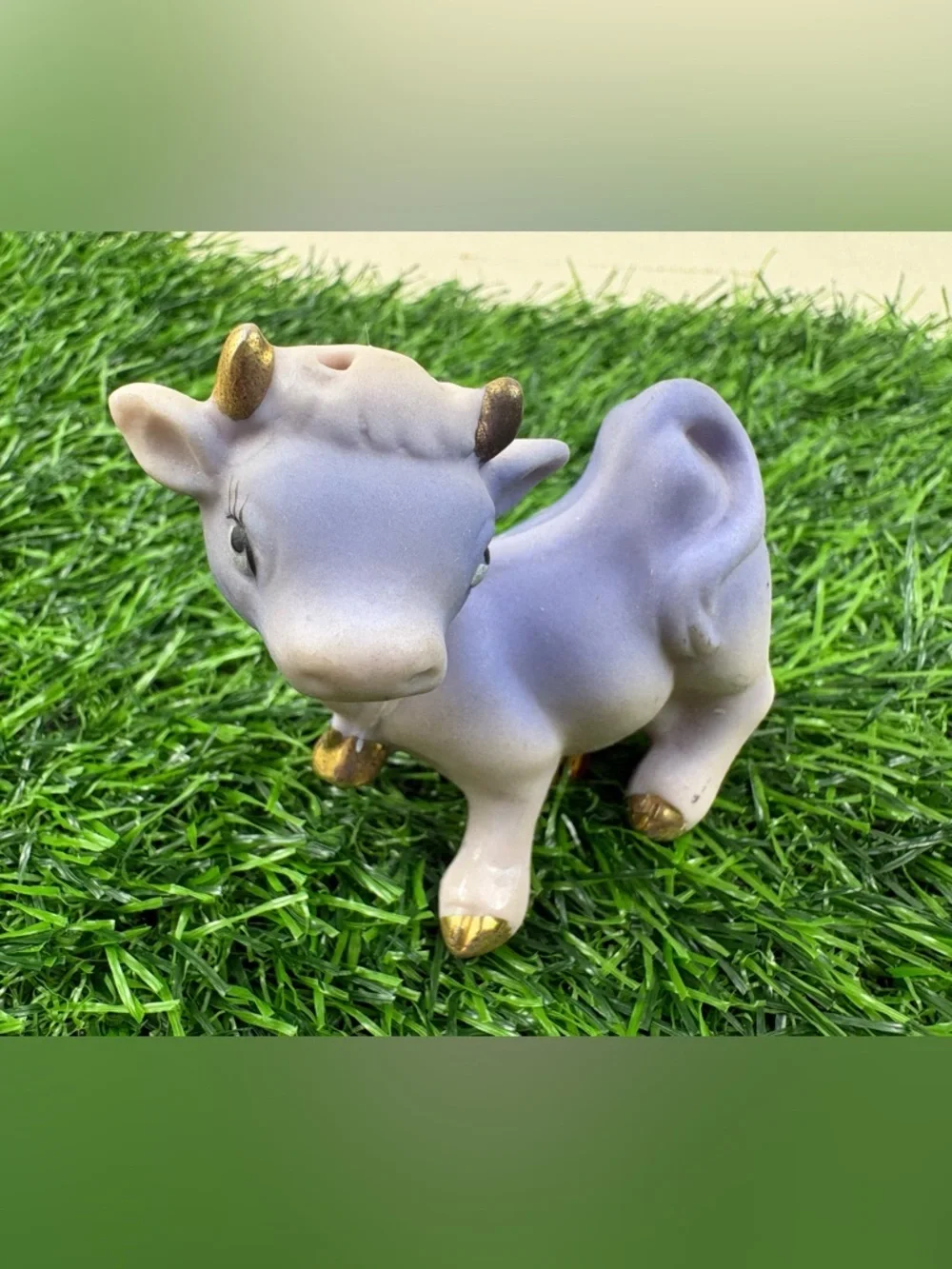 Vintage Victoria Ceramics Ceramic Cow Salt and Pepper Shakers